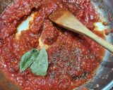 Une image de l'étape 2 de Calamars en sauce tomate.