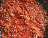 Foto del paso 2 de la receta: Matambre de res tiernizado a la pizza con cebolla caramelizada