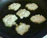 A picture of step 4 of Vickys Onion Fritters, GF DF EF SF NF.
