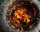 A picture of step 1 of Mosdeng Serma (Tomato chutney).