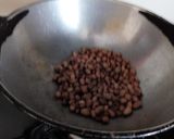 A picture of step 1 of Curry leaves chutney.