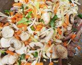 A picture of step 4 of Beef Stir fry with Beansprouts.