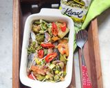 Foto langkah ke 7 dari resep Pindang Tongkol, Terong Tumis Cabe Hijau Ale.