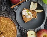 A picture of step 8 of Apple crumble.