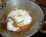 A picture of step 5 of Dahi masala gobhi.