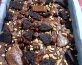 Foto langkah ke 8 dari resep Fudgy Shiny Brownies.