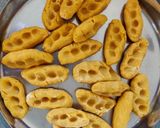 A picture of step 6 of Besan Ke Ladoo.
