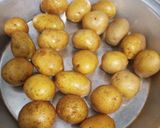 Foto langkah ke 1 dari resep Kentang Goreng rasa Keju.
