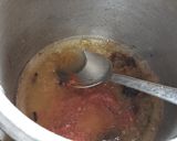 A picture of step 4 of Nagpur special famous dish spicy homemade saoji masala mutton.