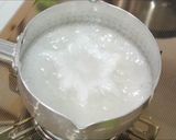 A picture of step 2 of Kanten Wagashi:"Sakura".