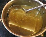Hình bước làm 1 của món Bún riêu cua