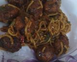 હકકા નૂડલ્સ વિથ મંચુરિયન (Hakka Noodles With Manchurian Recipe In Gujarati) રેસીપી સ્ટેપ3ફોટો