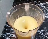 A picture of step 3 of Mango Peach Slush.