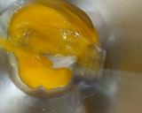 Foto langkah ke 4 dari resep Egg Waffle.