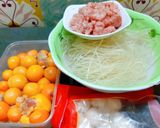 Hình bước làm 1 của món Mì Chũ trứng non cá viên