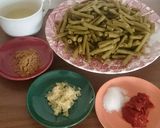 صورة لخطوة 1 من وصفة فاصوليا خضرا بزيت (فاصوليا معلبة)
