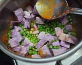 A picture of step 3 of Green Tuvar purple yams sabji.