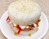 Hình bước làm 4 của món Rice burger & rice balls