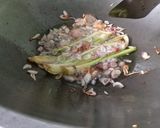 Foto langkah ke 3 dari resep Ungkep ayam kampung pedas.