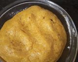 A picture of step 4 of Pumpkin buns.