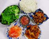 A picture of step 4 of Bún Thịt Nướng with Bình Định Shrimp Spring Rolls.