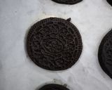 صورة لخطوة 2 من وصفة بسكويت اوريو اسهل طريقة 🍪🍪