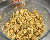 A picture of step 2 of Tandoori Mayo Paneer Grilled Sandwich.