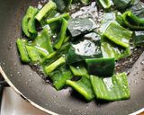 Foto del paso 4 de la receta: Salsa de poblano y aceite