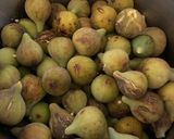Foto del paso 1 de la receta: Higos enteros en almíbar