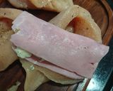 Foto do passo 2 de Frango recheado com queijo azul e presunto