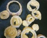 अनियन रिंग्स (onion rings recipe in Hindi) रेसिपी चरण 3 फोटो