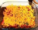 A picture of step 4 of Fish mix with sweet peppers in white sauce.