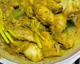 Foto langkah ke 4 dari resep Opor Ayam Kuning.