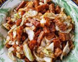 Foto langkah ke 4 dari resep Tumis Tempe Kol Kecap.