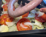 Foto del paso 5 de la receta: Butifarra al horno con patatas