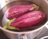 Foto del paso 1 de la receta: Berenjenas rellenas vegetarianas exprés con soja texturizada