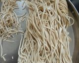 हक्का नुडल्स (hakka noodles recipe in marathi) रेसिपी स्टेप 1 फोटो 