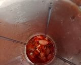 वनीला स्ट्रॉबेरी शेक (vanilla strawberry recipe in Hindi) रेसिपी चरण 2 फोटो