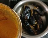 A picture of step 4 of Dahi- Masala baingan.