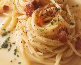 A picture of step 4 of Italian-Style Spaghetti alla Carbonara.