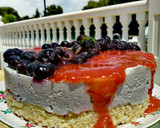 Foto del paso 3 de la receta: Cheesecake crudivegana de coco y frutos rojos