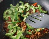 Gambar langkah 3 resipi Peria masak taucu.