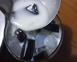 Foto langkah ke 4 dari resep Es Yogurt Cincau Nata De Coco.