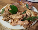 Foto del paso 3 de la receta: Pollo casero con piel rellena a la mandarina
