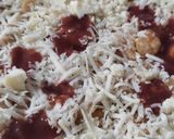 Foto langkah ke 8 dari resep Pizza Roti Tawar Gandum.