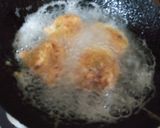 A picture of step 10 of Potato noodles mayo balls.