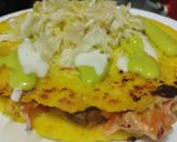 Foto del paso 11 de la receta: Arepa🥯rellena🥩de salteado de carne🧀y verduras🍱🥑🧆