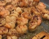 Foto del paso 4 de la receta: Camarones Al Mojo de Ajo #lacocinadeconsuelo