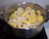Foto del paso 7 de la receta: Coliflor con bacon y nueces, gratinada