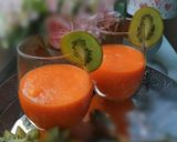 Smoothie z marchewki krok przepisu 1 zdjęcie
